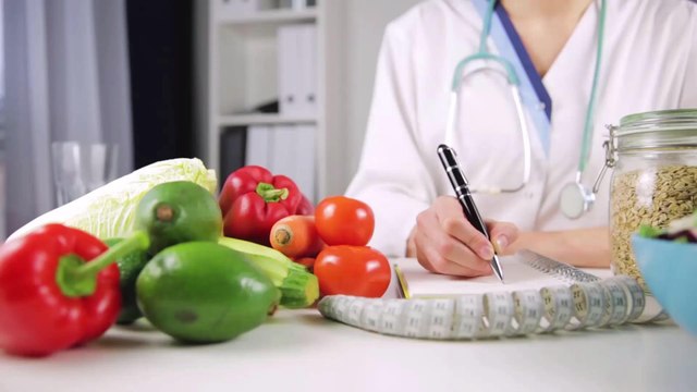 4 Questions Our Registered Dietitians Hear the Most