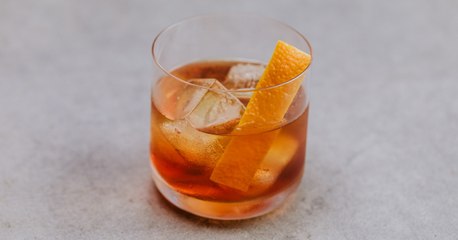 Bourbon Old Fashioned Cocktail Recipe - Liquor.com