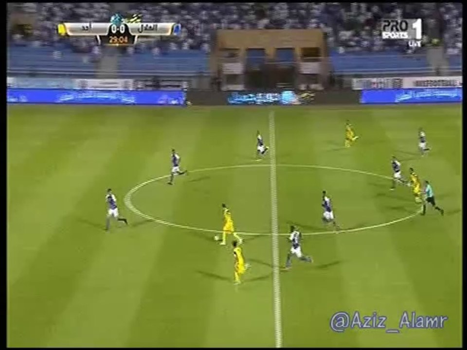 تصديات الحارس العماني علي الحبسي مع الهلال