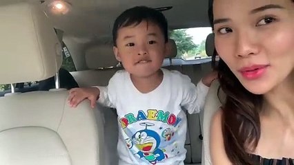 Vợ con Ưng Hoàng Phúc