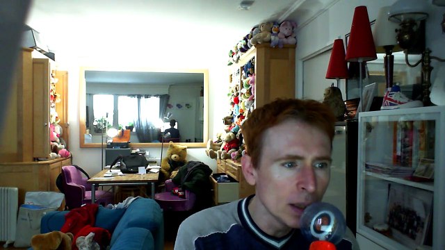 Wiwi égratigne Noxolo de Jeanne Cherhal