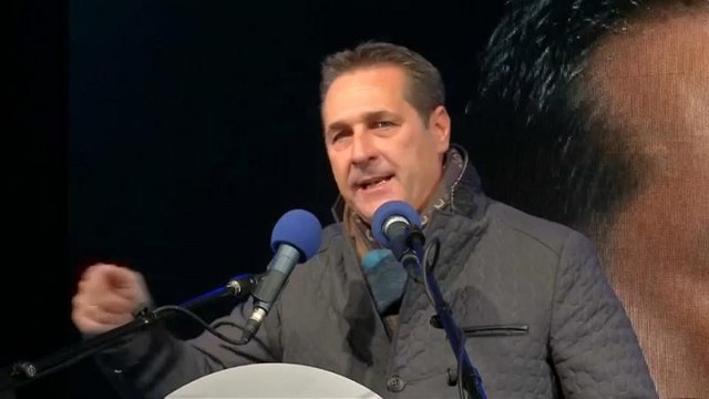 Austria verso le elezioni anticipate, lo annuncia il cancelliere Kurz