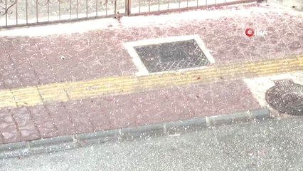 Başkent'te Dolu Yağışı Vatandaşlara Zor Anlar Yaşattı