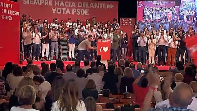 Críticas entre los políticos en el ecuador de la campaña