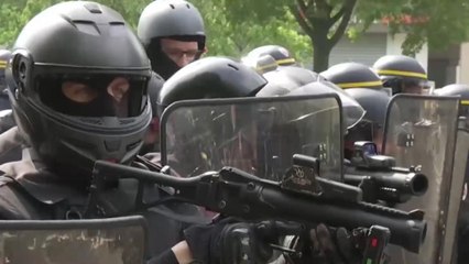 اتهامات للحكومة الفرنسية بالتعامل بقسوة مع محتجي السترات الصفراء