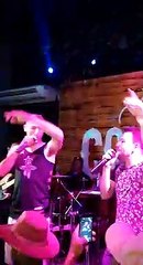 Richarlison participa de show em Nova Venécia