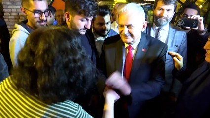 Binali Yıldırım, Avcılar'da gençlerle buluştu - İSTANBUL