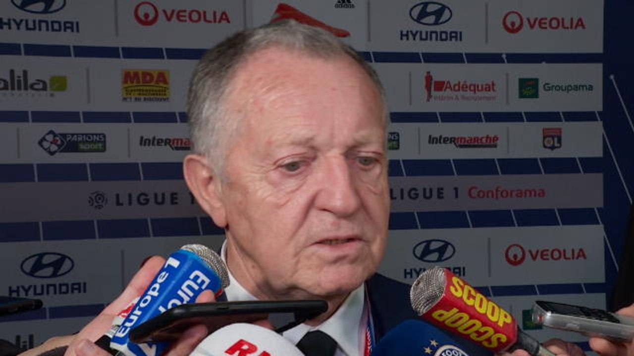37e j. - Aulas confirme les arrivées de Juninho et Sylvinho