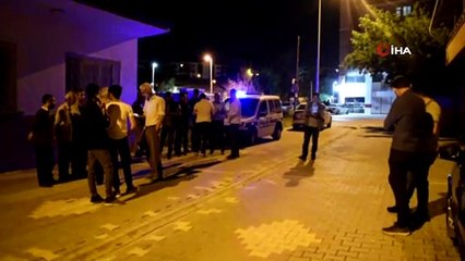 Silahı temizlerken arkadaşını başından vurdu