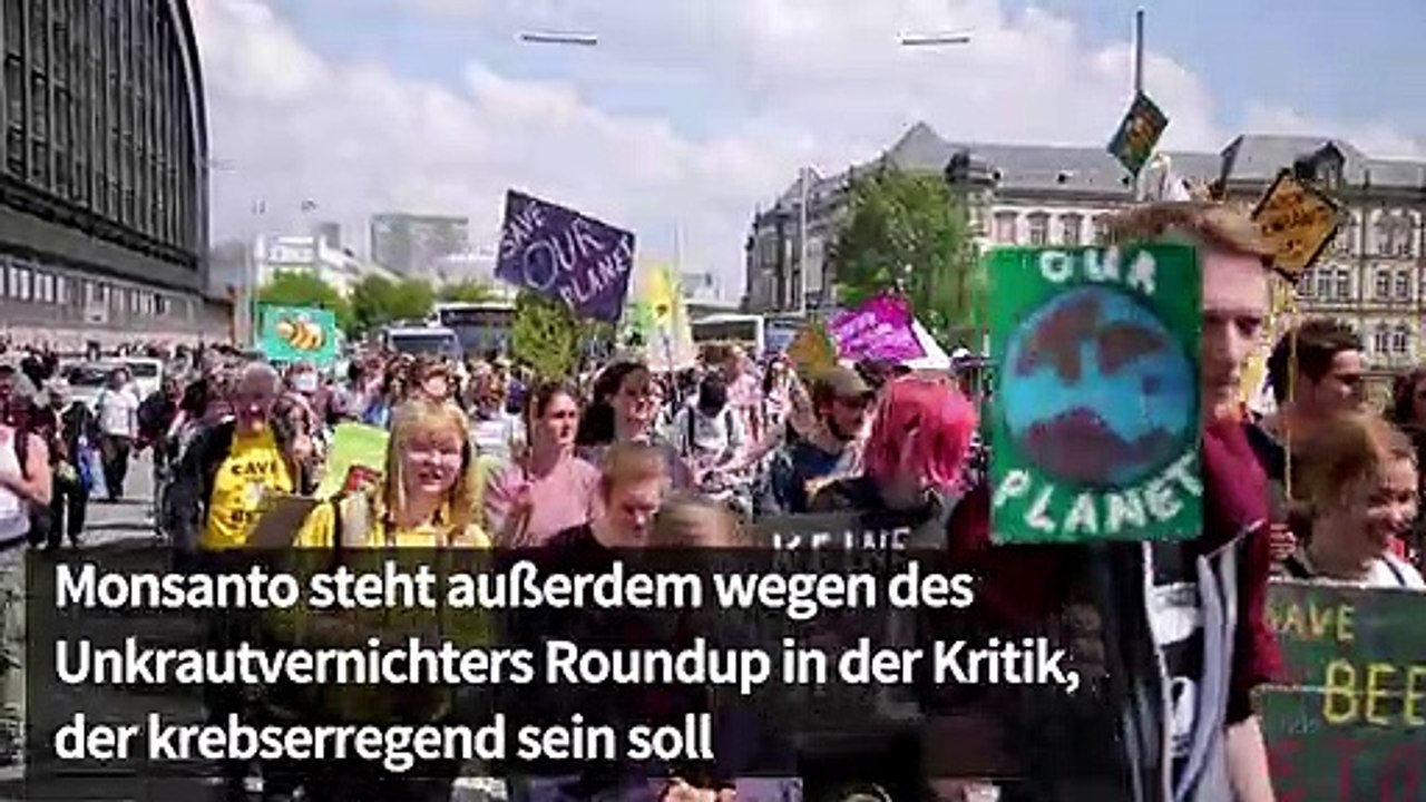 Hamburg: Hundert Menschen bei "March against Bayer"
