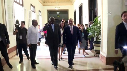 Dışişleri Bakanı Çavuşoğlu, Küba Halkın Gücü Parlamento Başkanı Hernandez ile görüştü - HAVANA