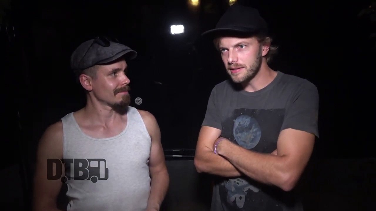 Steve 'n' Seagulls - TOUR TIPS (Top 5) Ep. 735