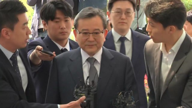 김학의, 구속 후 첫 소환...2시간 째 검찰 조사 / YTN