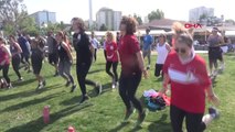 İzmir 19 Mayıs Gençlik ve Spor Bayramı'nı Spor Yaparak Kutladılar