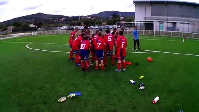 Les deux équipes U13 (D1 & D5) partagent le plaisir de leurs victoires. 1 à 0 devant Bourg Saint Andéol et 8 à 1 devant Valence FC.