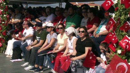 İzmir’de 19 Mayıs coşkusu