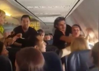 Uçağı birbirine kattı