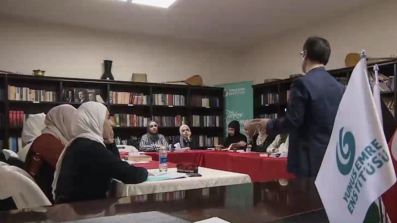 إقبال كبير على تعلم اللغة التركية بالأردن