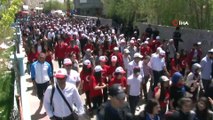 Van'da 19 Mayıs etkinliklerinde protokol krizi