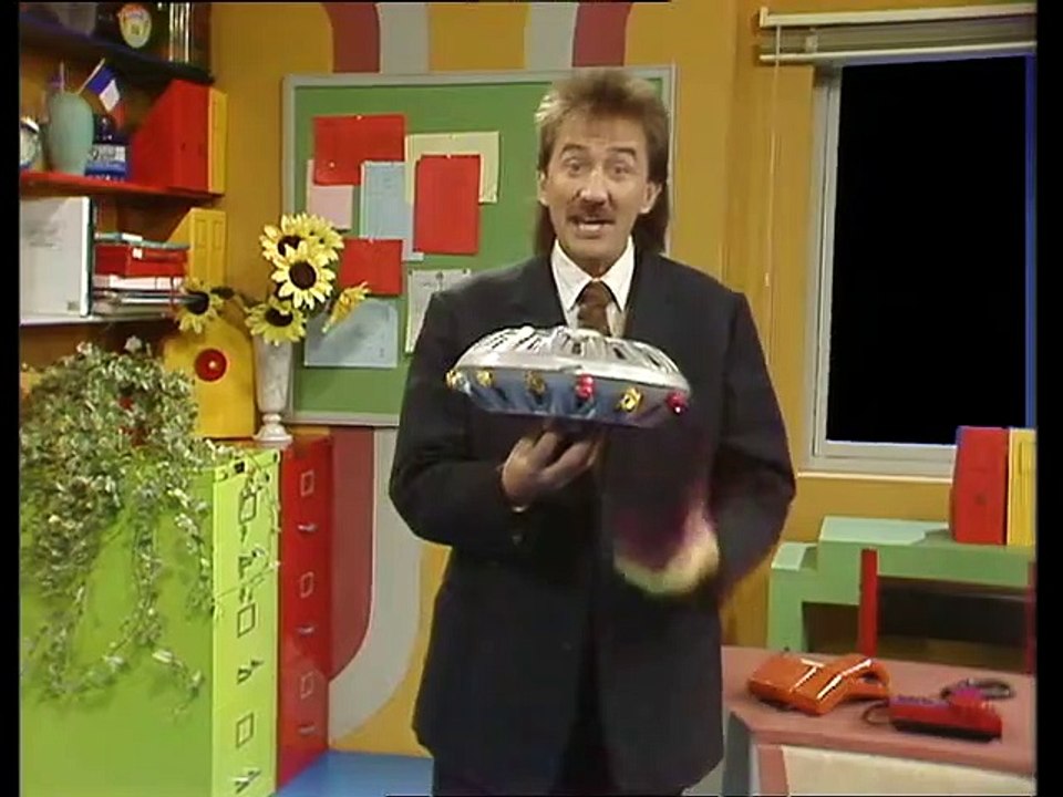 ChuckleVision S02E08 UFO