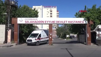 Diyarbakır Apartmanın 7'nci Katından Ölüme Atladı