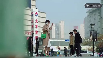 The First Half of My Life ● TrailerMa Yili ask Jin Dong for help without shoes