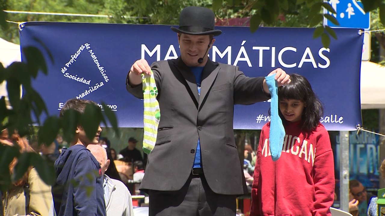 'Matemáticas en la calle' llena Fuencarral con actividades didácticas