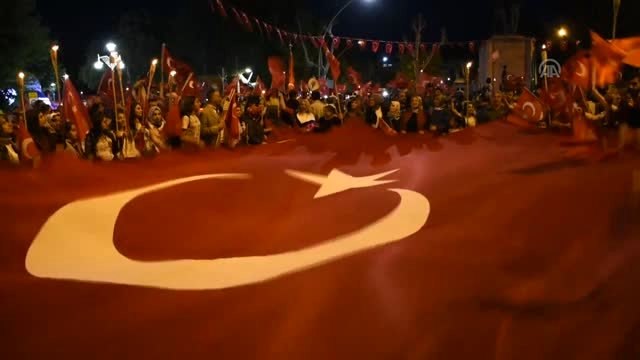 19 Mayıs Atatürk'ü Anma, Gençlik ve Spor Bayramı - Fener Alayı