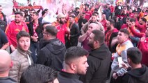 Spor Almanya'da Galatasaraylı Taraftarlar Şampiyonluğu Kutladı