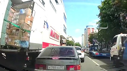 World Worst Drivers on Cars 2019 Ep. 18_HD