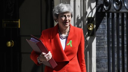 البريكست.. ماي تقدم مقترحا جديدا وكوربن يهدد بالرفض