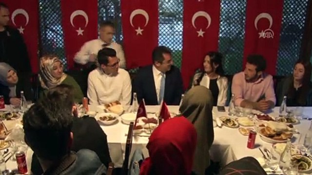 Erzurum Valisi Memiş 19 öğrenciyi iftarda misafiri etti - ERZURUM
