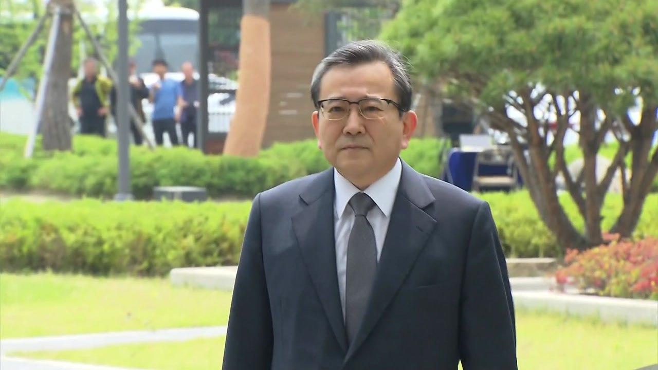'시간 달라'던 김학의, 검찰 조사서 "모든 진술 거부" / YTN