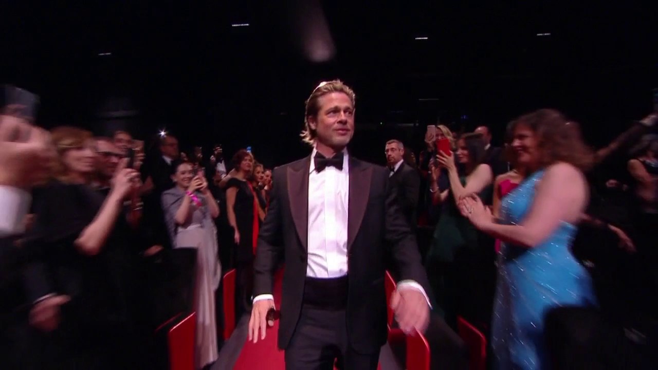 Accueil de Brad Pitt dans le Palais des Festiva...