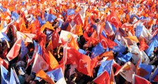AK Parti İlçe Başkanlığına Bombalı Saldırı