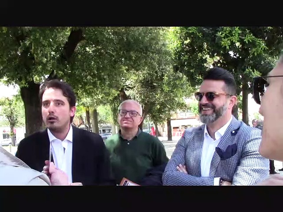 L'arch. Carlo Ferraro candidato sindaco M5S incontra DE GIGLIO Alberto cand parlam europee  19.5.19