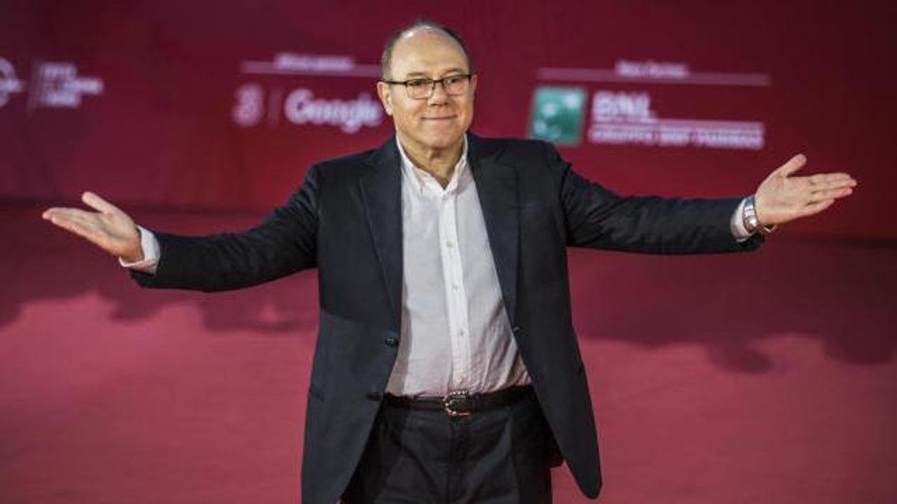 "Bianco Rosso e Verdone", la foto del passaporto di Amitrano: retroscena rivelato da Carlo Verdone