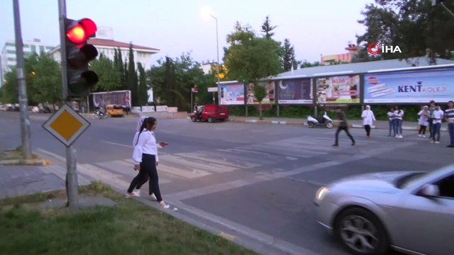 Suriyeli öğrencilerden örnek davranış