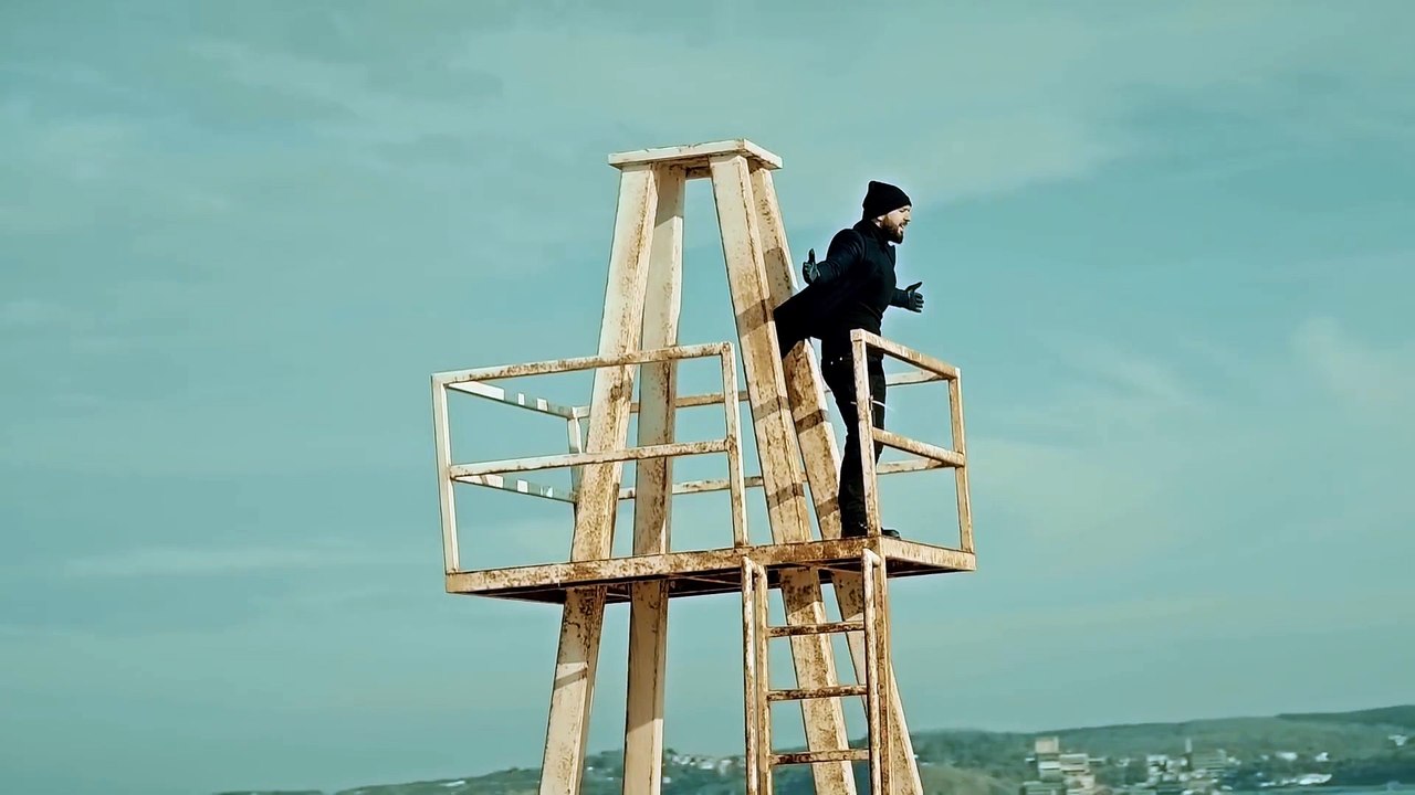 Douzi_-_Lmouja_EXCLUSIVE_Music_Video___-____دوزي الموجة