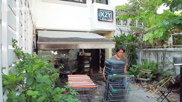 Designer converts old shopping trolleys into wheelchairs for poverty-stricken pensioners