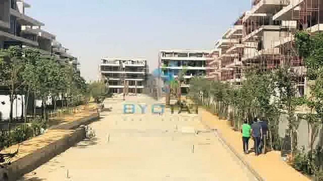 فى ليك فيو ريزدنس شقة فاخره نصف تشطيب للبيع بتسهيلات