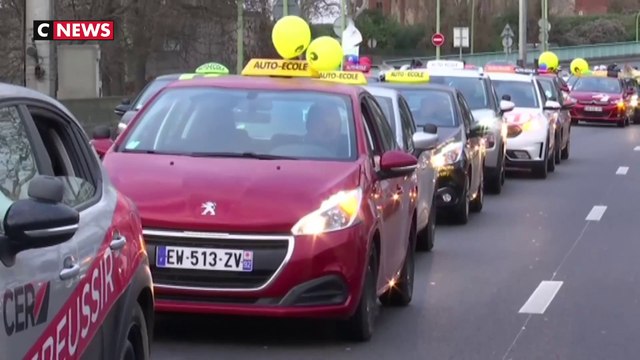 Taxis, Ambulanciers et auto-écoles manifestent ce lundi