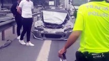 Küçükçekmece'de zincirleme trafik kazası: 1 yaralı - İSTANBUL