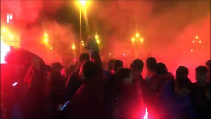 Celebraciones de la afición rojilla en la plaza del Castillo de Pamplona
