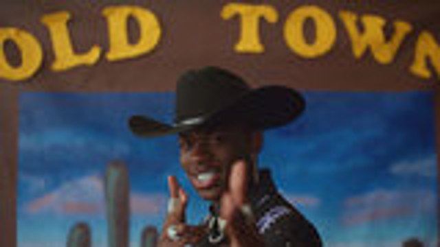 Lil Nas X's 'Old Town Road' Spends 7th Week at No. 1 on Billboard Hot 100 | Billboard News