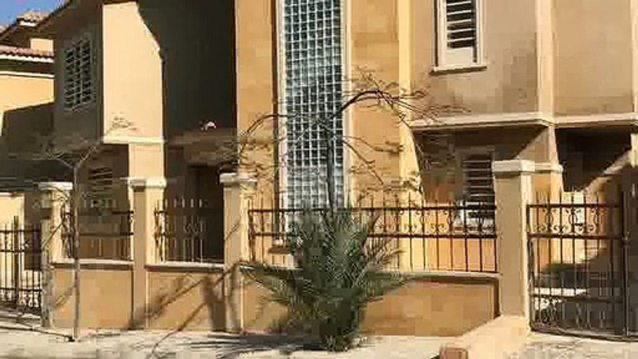 تملك توين هاوس الخاص بك في ميدوز بارك أركو 4 غرف نوم كاملة التشطيب