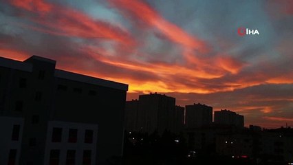 İstanbul’da Gün Batımı Görsel Şölen Oluşturdu