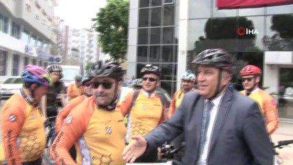 Başkan Atay mesaiye 2 tekerlekli makam aracıyla geldi