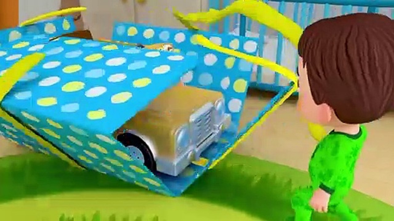 Wheels on the Bus | New Kids Songs & Nursery Rhymes
