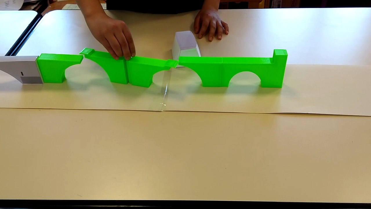 Petits architectes 2019 - Ecole Josette Constant - Visan - classe CE2/CM2